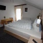 Haus Sonnenhang Гостевой дом