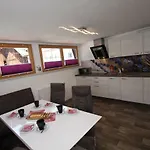 Haus Sonnenhang Зёльден
