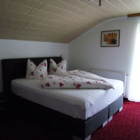 Haus Sonnenhang Гостевой дом