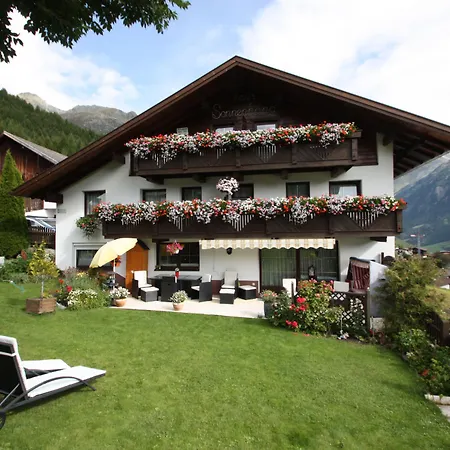 Haus Sonnenhang 3* Зёльден