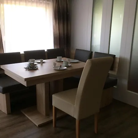 Haus Sonnenhang 3* Зёльден