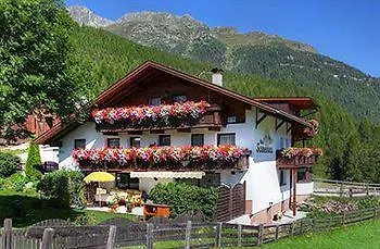 Πανσιόν Haus Sonnenhang 3*