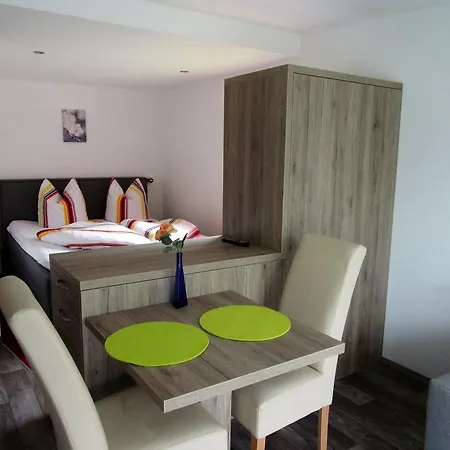 Haus Sonnenhang بيت ضيافة سولدن