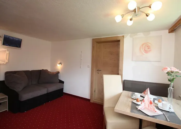 Haus Sonnenhang بيت ضيافة